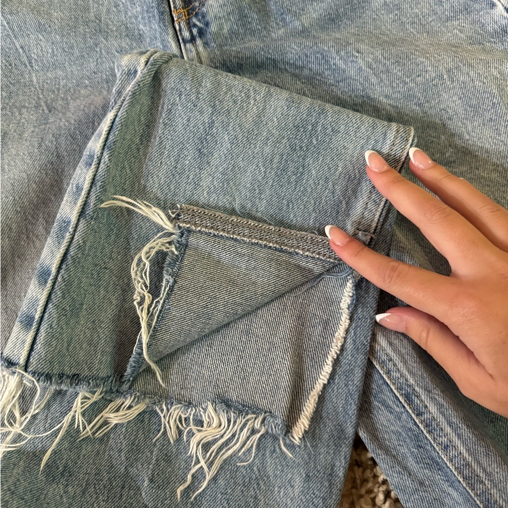 Zara Ripped Jeans - Picture 3 of 3